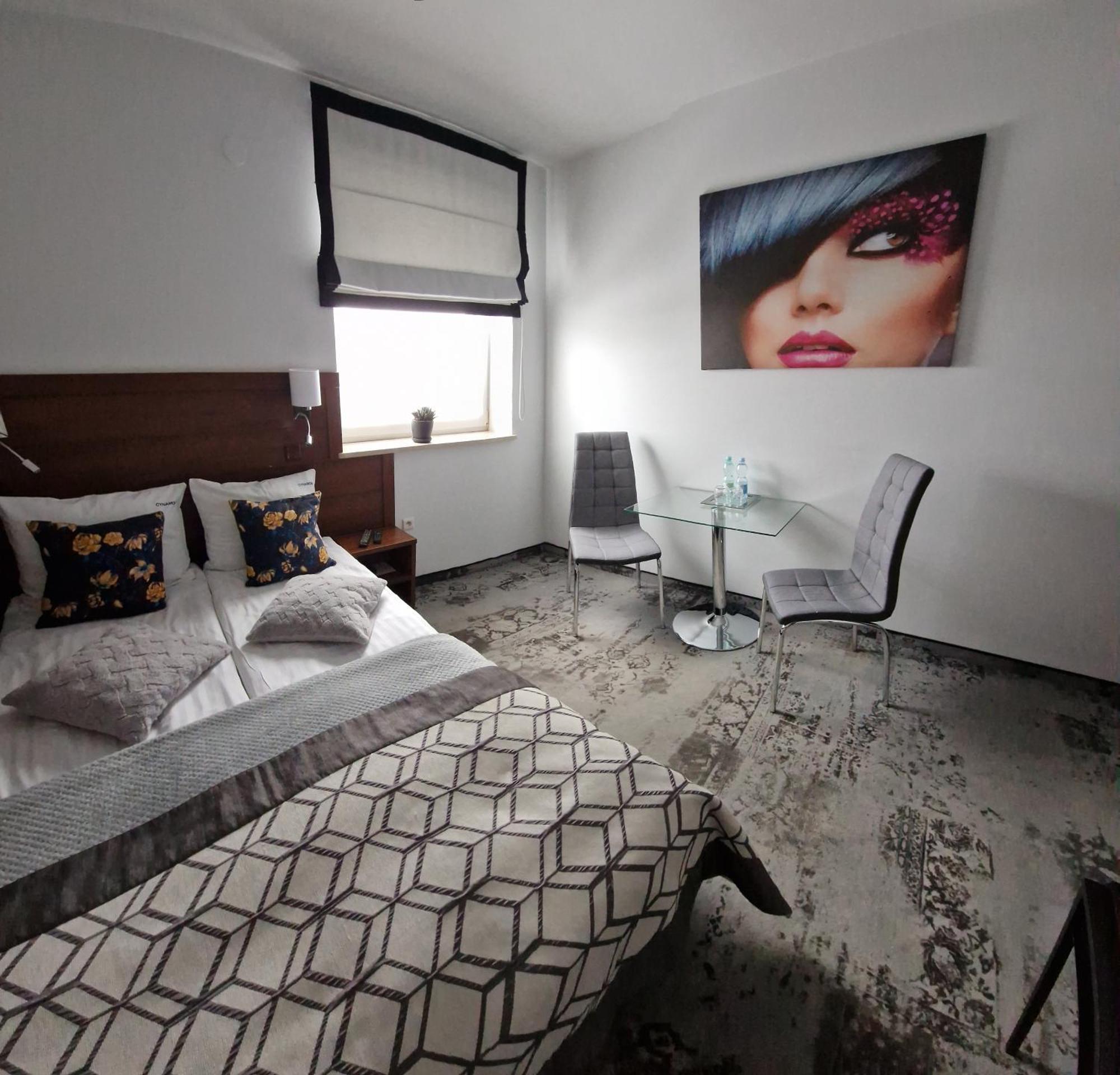 Hotel Cynamon 3*