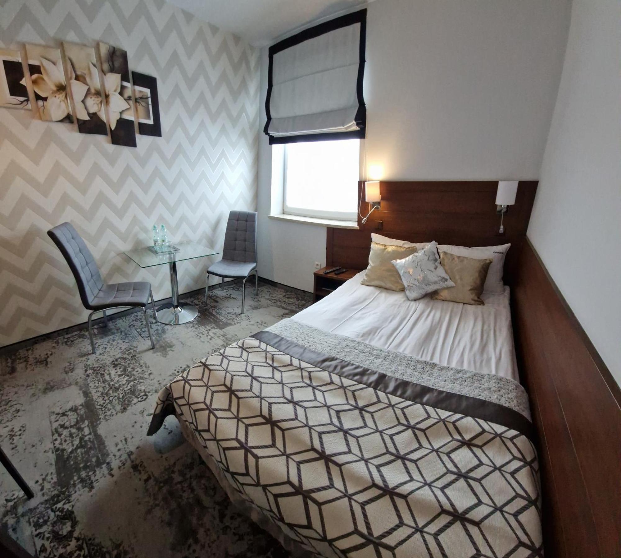 Cynamon Hotel 3*